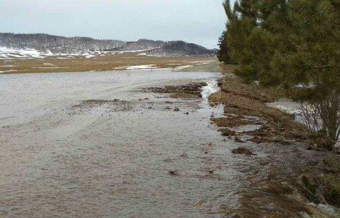 В Бейском районе размыло дорогу Бондарево – Большой Монок