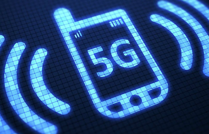 СМИ узнали срок запуска сетей 5G в России