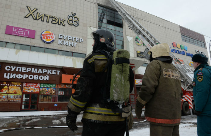 Жители Кемерова возложили вину за гибель людей в «Зимней вишне» на пожарных