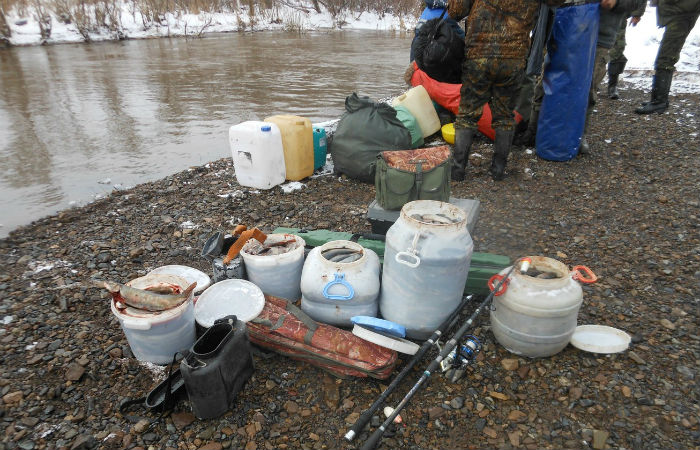 В Хакасии рыбакам-браконьерам грозит уголовное дело