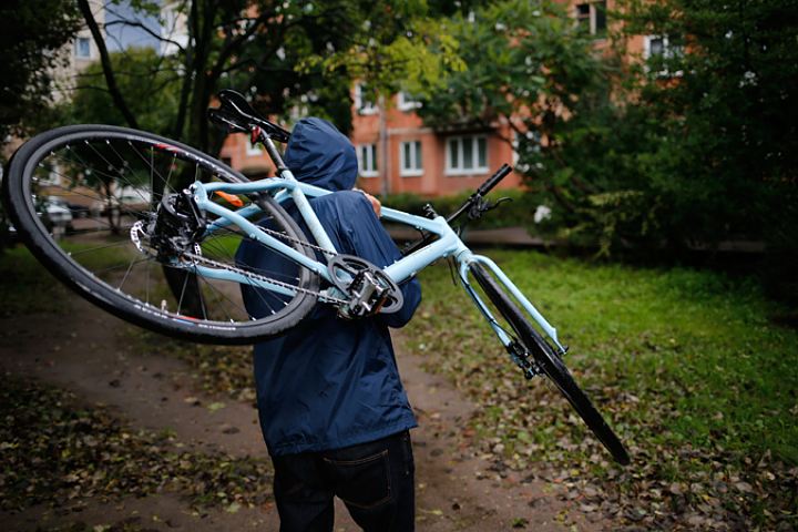 В Абакане задержали серийного веловора