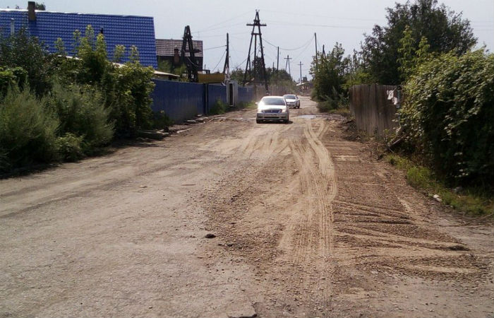 В Абакане жители Орбиты скинулись и отремонтировали дорогу