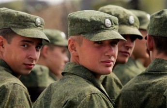 Военные не смогут пользоваться соцсетями в течение пяти лет после увольнения