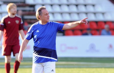 Мутко пообещал Медведеву порвать всех в футболе