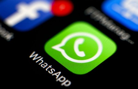 WhatsApp защитит переписки через Face ID и Touch ID