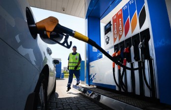 Стали известны первые результаты проверок качества бензина в России