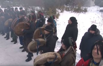 Шаманы сожгли пять верблюдов для укрепления России