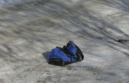 В Абакане обнаружили подозрительную сумку с мандаринами
