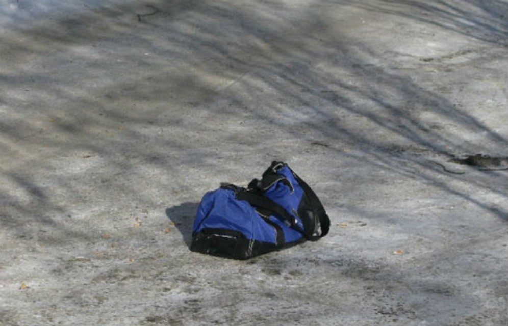 В Абакане обнаружили подозрительную сумку с мандаринами