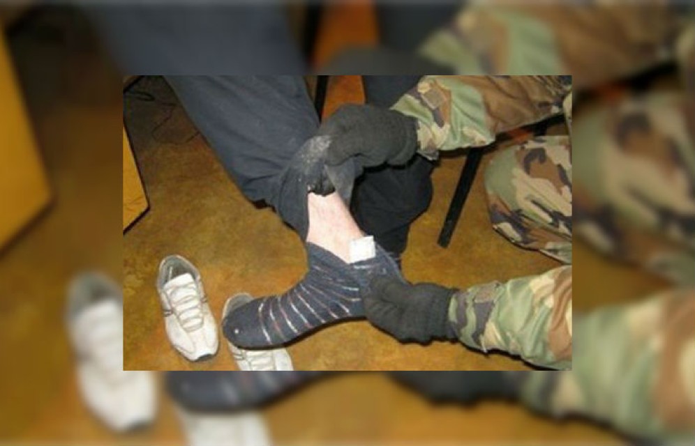 Жителю Саяногорска не удалось спрятать наркотик в носке