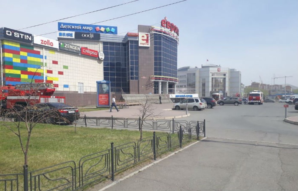 В Абакане эвакуировали торговые центры из-за сообщений о минировании