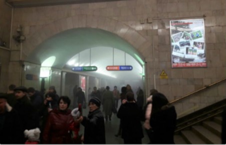 Источник: 10 человек погибли при взрыве в петербургском метро