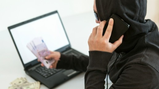 В МВД раскрыли самую популярную схему мошенников
