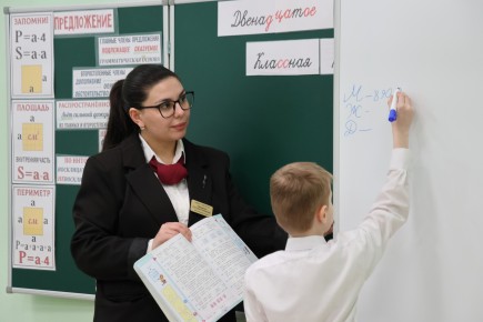 В Абакане после капитального ремонта открылась школа №10