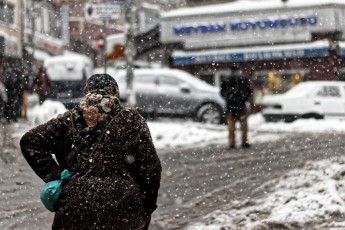 ФНПР: россияне имеют право не выходить на работу в сильную непогоду