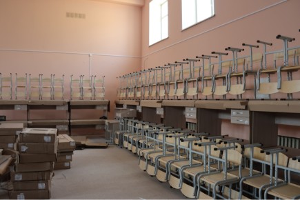 В абаканской школе №1 продолжается капитальный ремонт