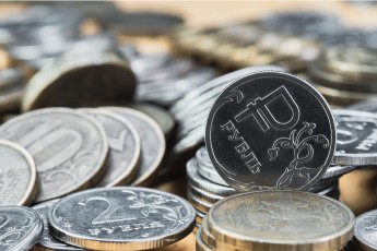 В России с 1 февраля проиндексируют более 40 различных выплат