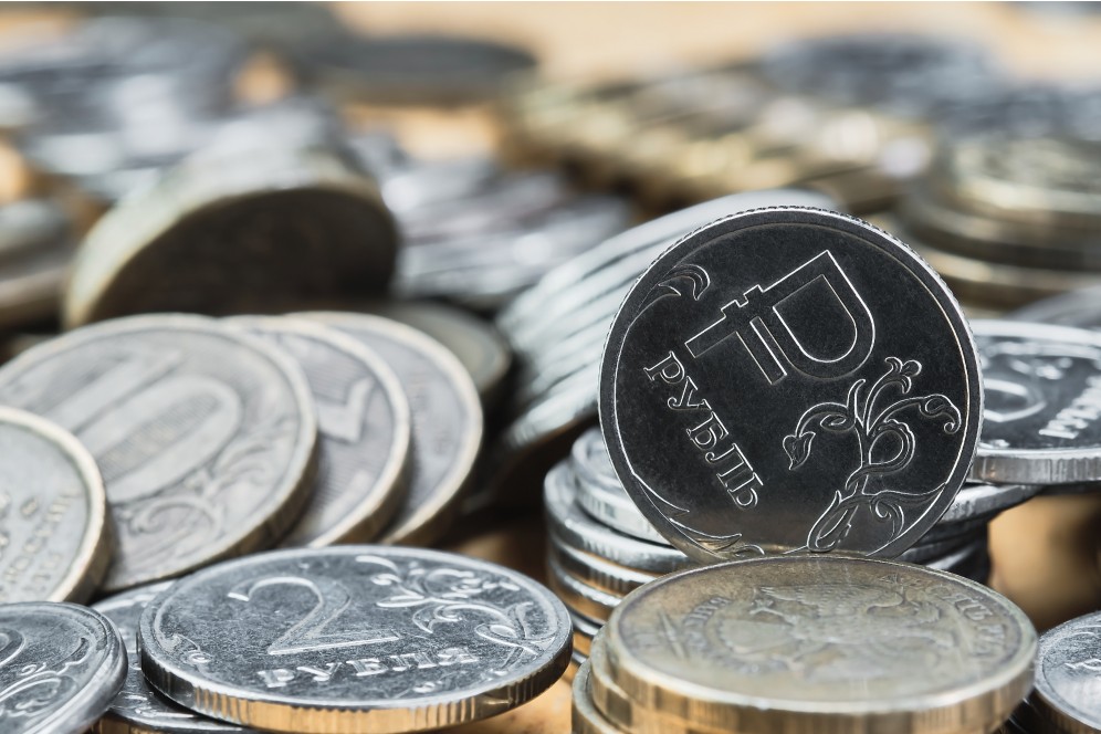 В России с 1 февраля проиндексируют более 40 различных выплат