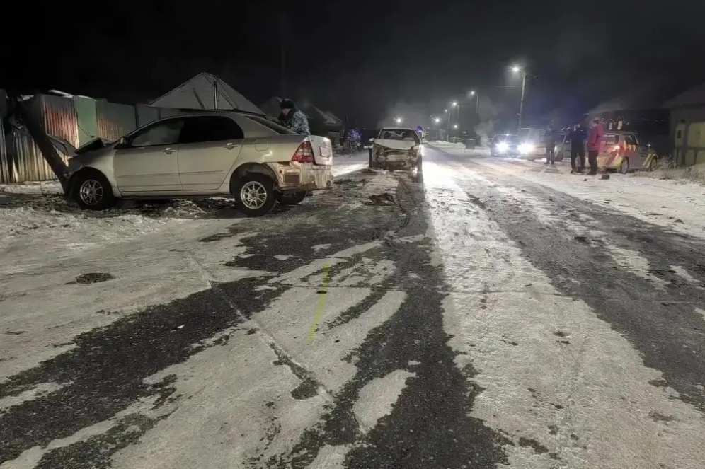 Два человека пострадали в ДТП в Усть-Абакане