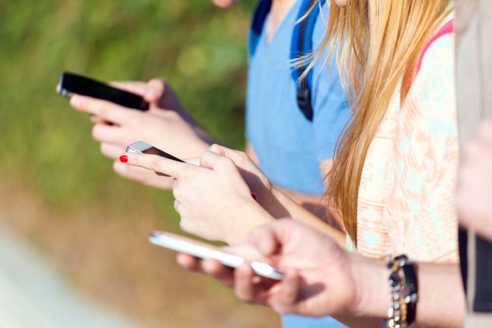 В Госдуме объяснили ограничения мессенджеров WhatsApp* и Telegram в России