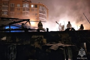 Надворные постройки, баня и "БелАЗ": в Хакасии за сутки зарегистрировано пять пожаров