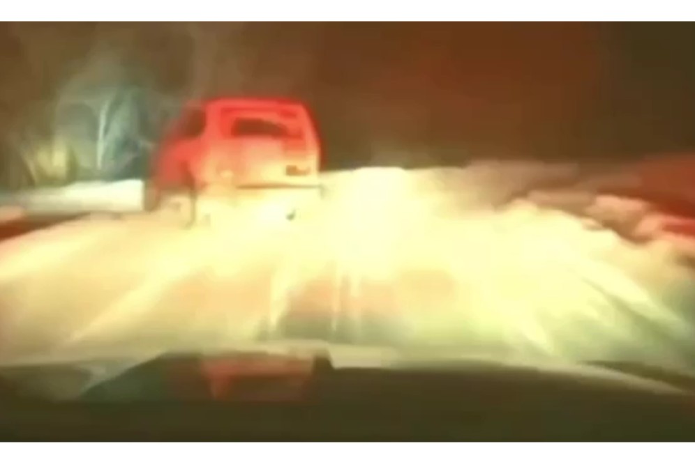 Полицейские в Красноярском крае применили оружие против водителя без прав