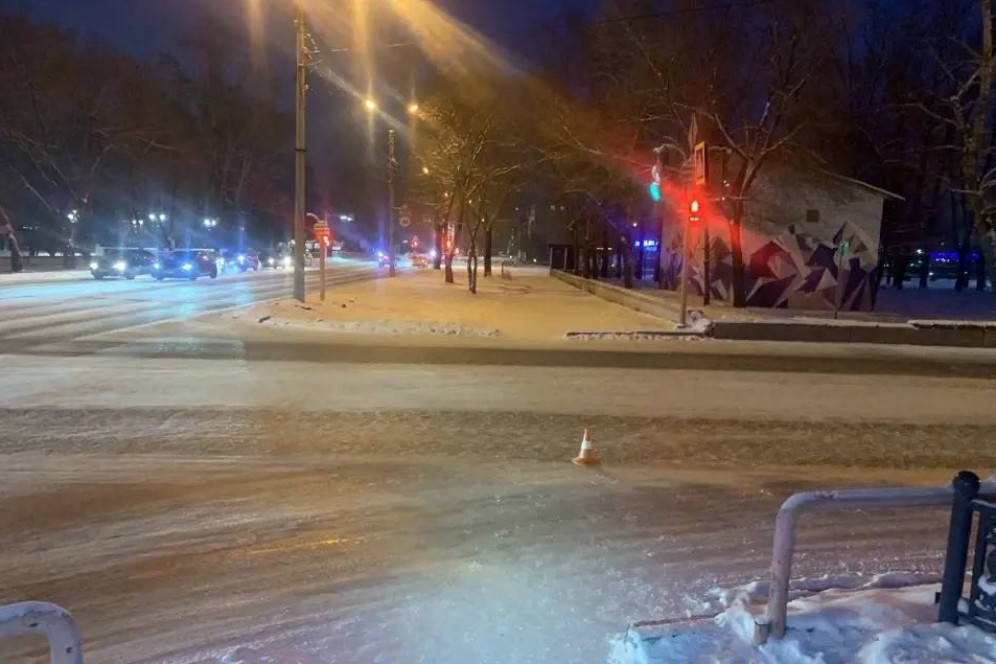 В Абакане девушка попала под колеса авто на пешеходном переходе