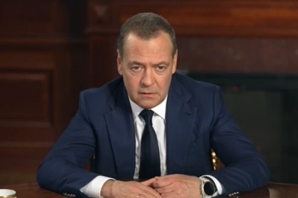 Дмитрий Медведев: Зеленскому не сносить головы, "Аннушка уже пролила масло"