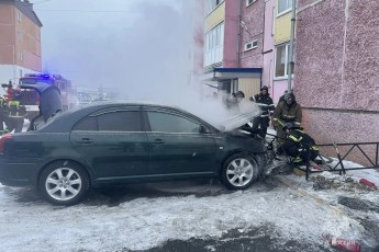 Пять пожаров за сутки: в Хакасии тушили автомобиль, баню и мусор
