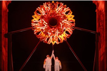 Церемония открытия Олимпийских игр состоялась в Милане