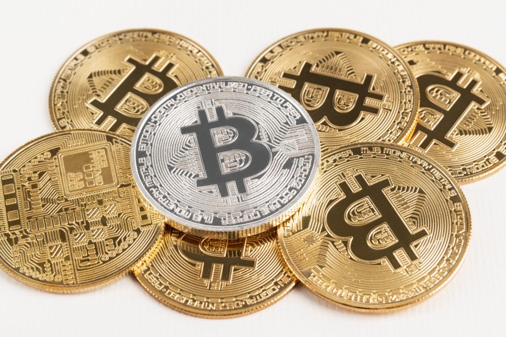 Доходность майнинга биткоина упала до исторического минимума