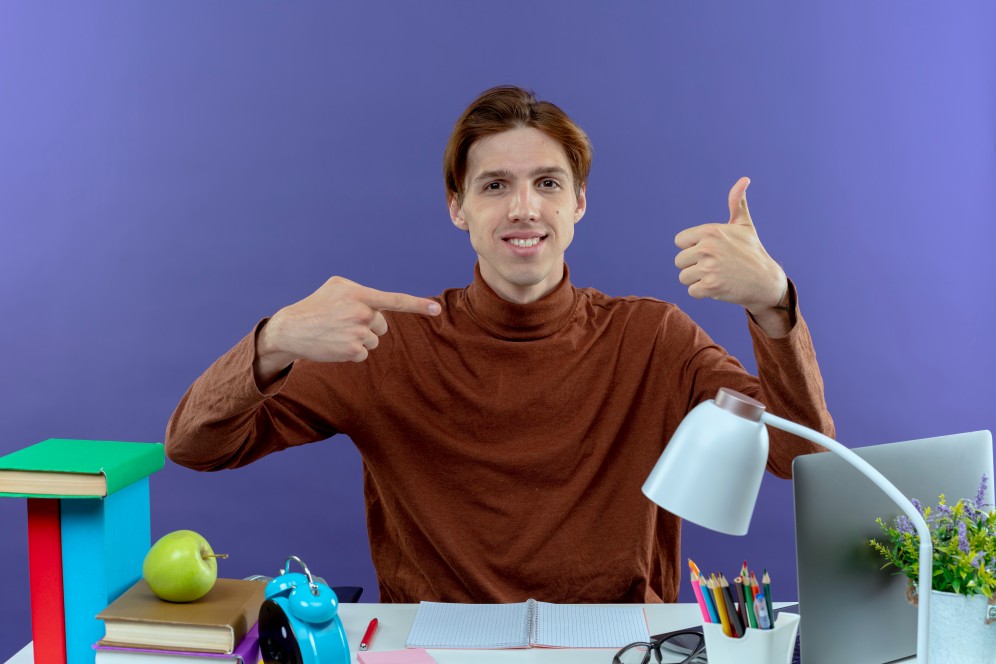 Аналитики назвали топ ИИ-вакансий и зарплаты для Сибири