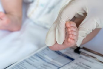 Неонатальный скрининг в Хакасии: в 2025 году спасены четверо детей с редкими болезнями