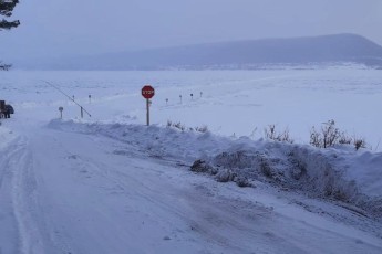 Ледовую переправу в Новоселово закрыли из-за резкой оттепели