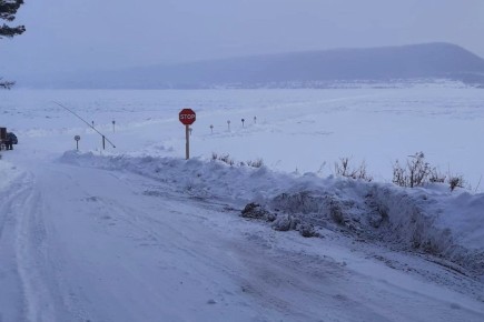 Ледовую переправу в Новоселово закрыли из-за резкой оттепели