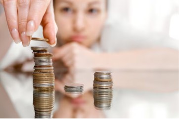 В РФ с 1 марта изменится учет алиментов при назначении единого пособия