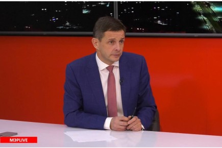 Алексей Лемин: в Абакане к 2030 году заменят 87 старых автобусов