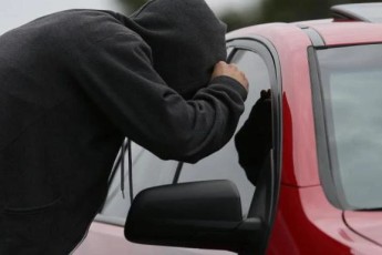 Житель Бейского района угнал машину в Саяногорске, чтобы уехать домой