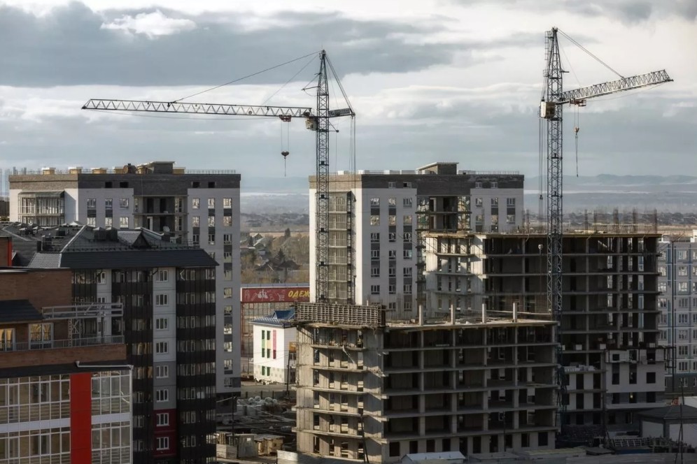 ЮСТК модернизирует тепломагистраль в Абакане для новых жилых районов