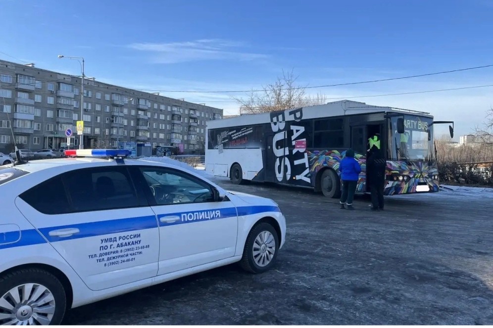 В Абакане аннулировали регистрацию нелегального "PARTY BUS"