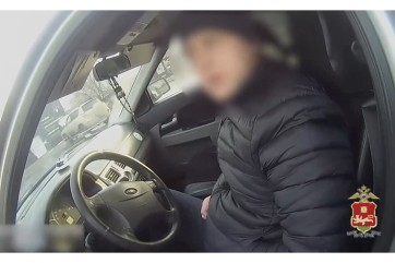 В Черногорске суд арестовал на 5 суток водителя, разорвавшего протокол ГИБДД