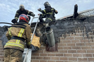 Жилые дома и бани пострадали от пожаров в Хакасии за выходные