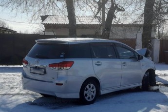 3-летний ребенок получил травму глаза в аварии в Чапаево