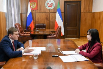 Глава Хакасии поручил Минмолодежи усилить работу по привлечению федеральных средств