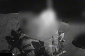 Без шлема и прав: в Ширинском районе задержали 14-летнего  мотоциклиста, который вез свою семью