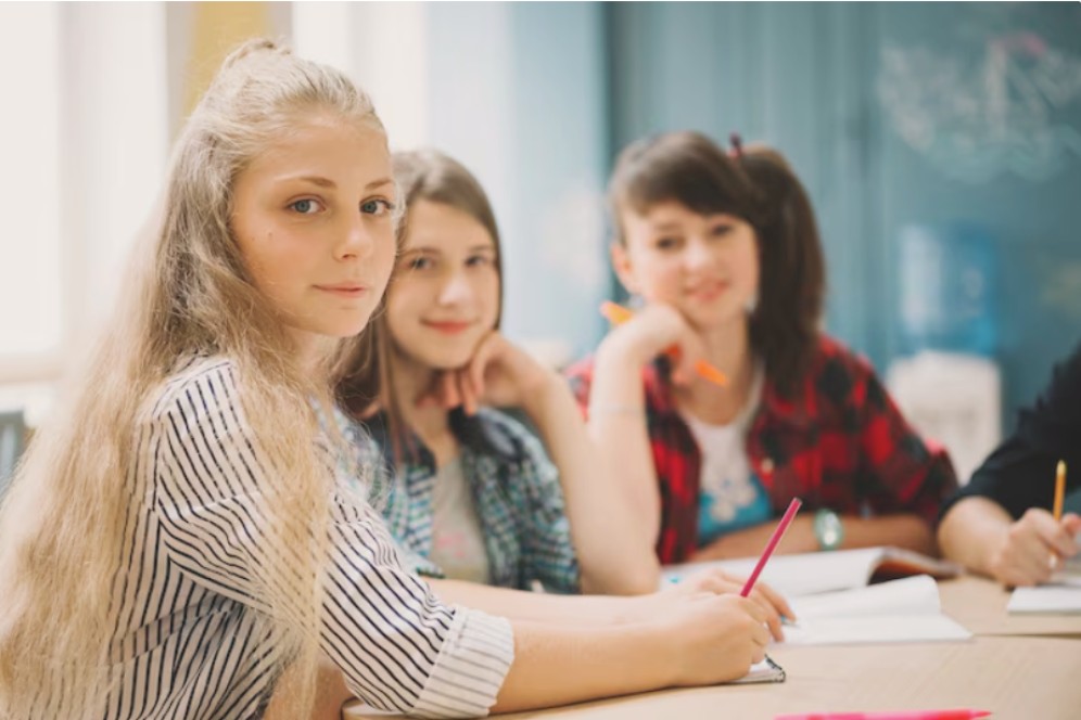 Новый школьный стандарт: 16 базовых предметов станут обязательными