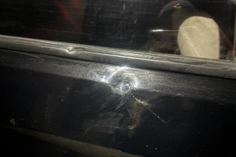 Усть-Абаканские полицейские поймали пьяного хулигана, разбившего такси бутылкой