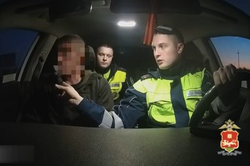 Выпил литр водки: в Ширинском районе пьяный водитель без прав получил 10 суток ареста