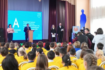 Глава Хакасии открыл X чемпионат «Абилимпикс»