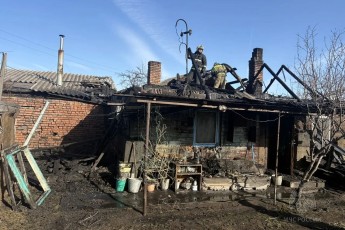 В Хакасии за сутки потушили девять пожаров, в том числе два дома в Черногорске